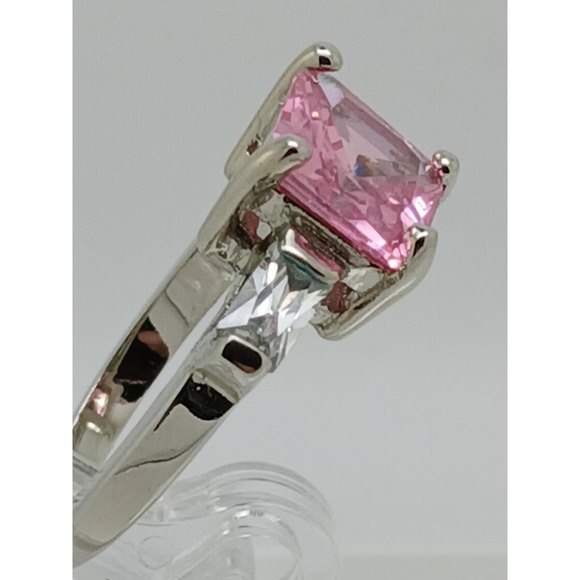 Pink Princess Cut Three Stone Ring Silver Tone Baguette Side Stones Size 9 - Picture 7 of 10